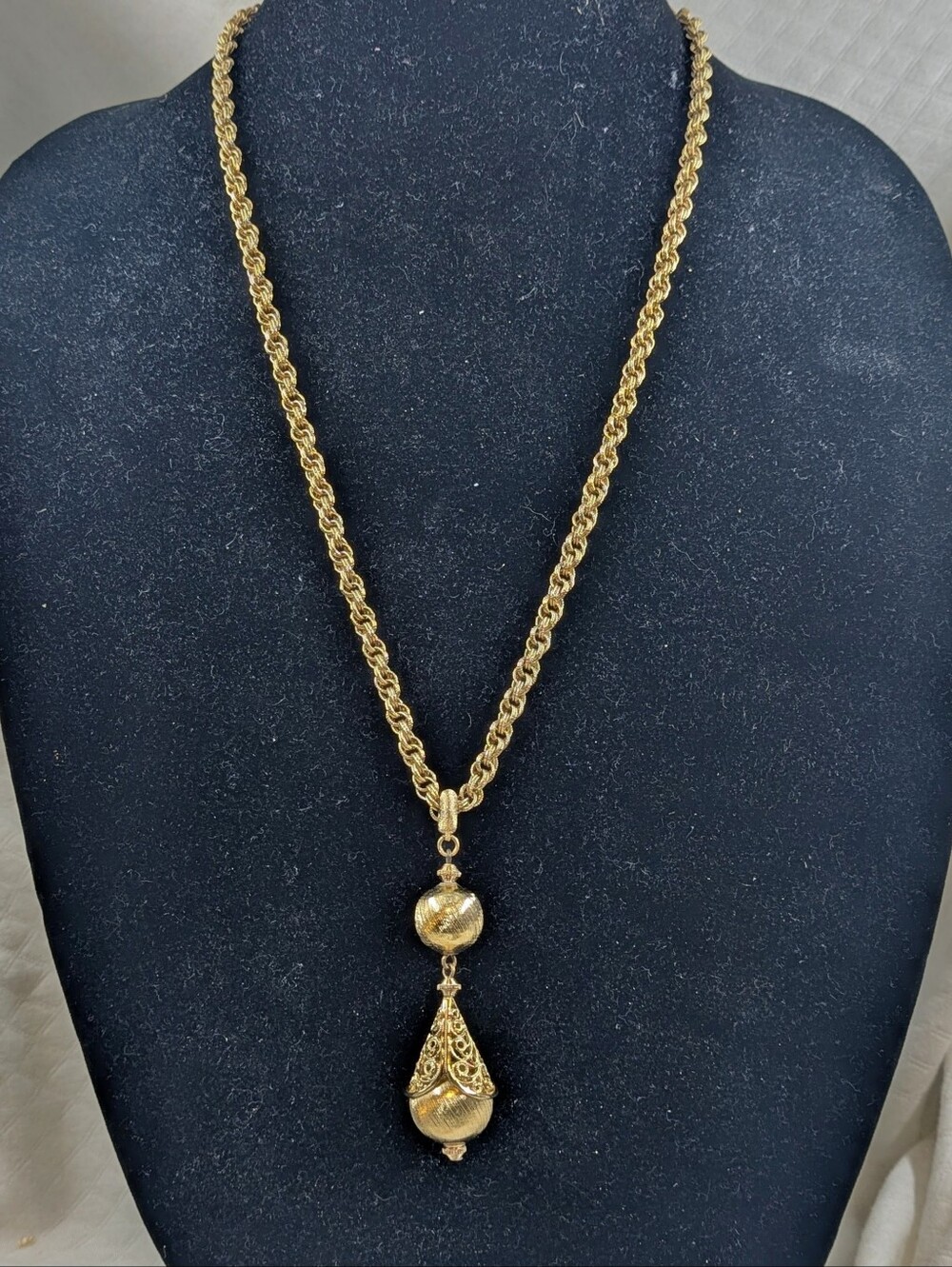 🔥🔥🔥🔥1960s Monet Bolero Gold Necklace